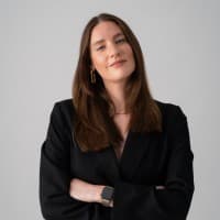 Ein Portrait Bild von Lina Sailer